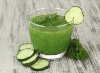 10 lợi ích cơ thể nhận được khi bạn uống nước ép dưa chuột vào buổi sáng