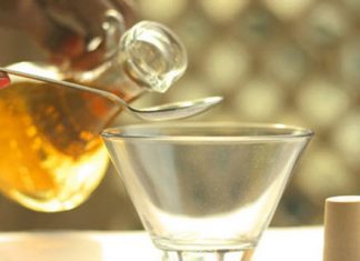 6 công thức nước uống với giấm táo giúp da đẹp, dáng thon