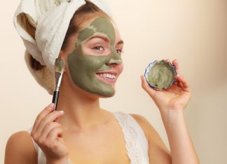 Tự làm mặt nạ đất sét tại nhà bằng nguyên liệu tự nhiên