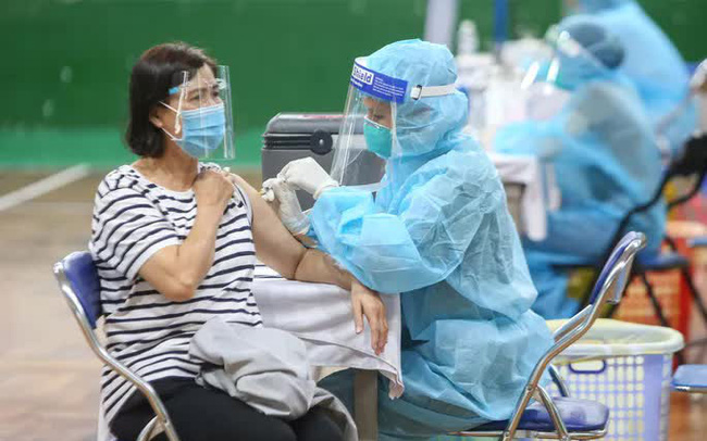 tiem vắc xin