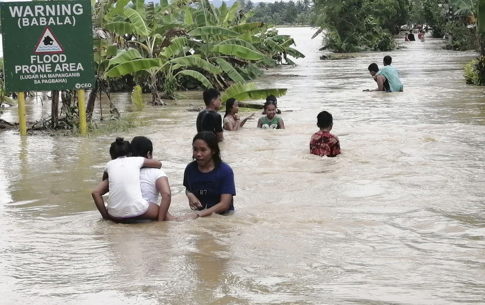 Bão Conson gây ngập lụt Philippines. (Ảnh: Koha)